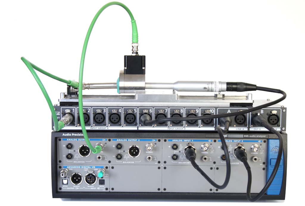 apx nti spectra ecm8000 no background 1k